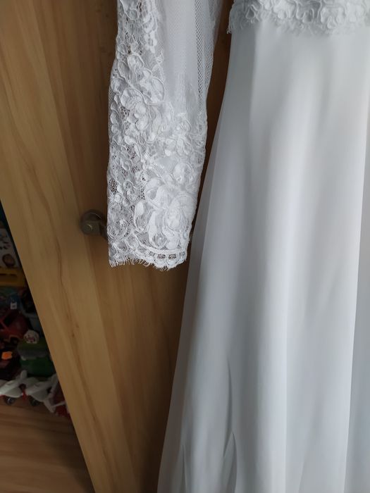 Suknia ślubna klasyczna