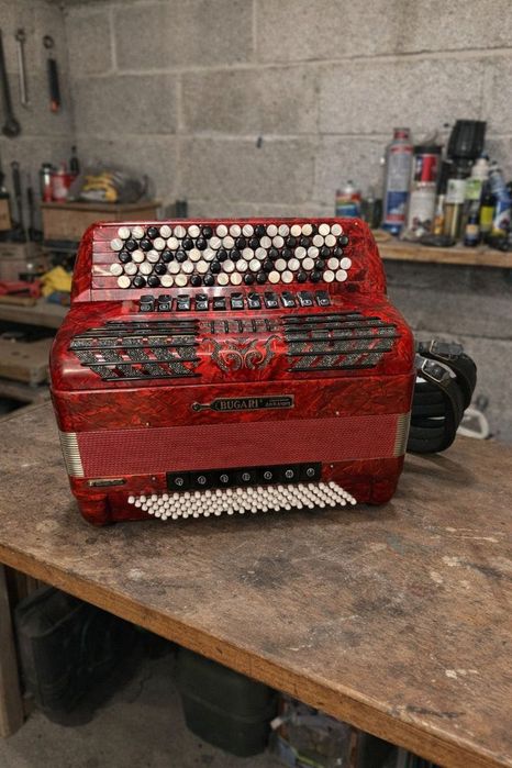 Akordeon Bugari Armando