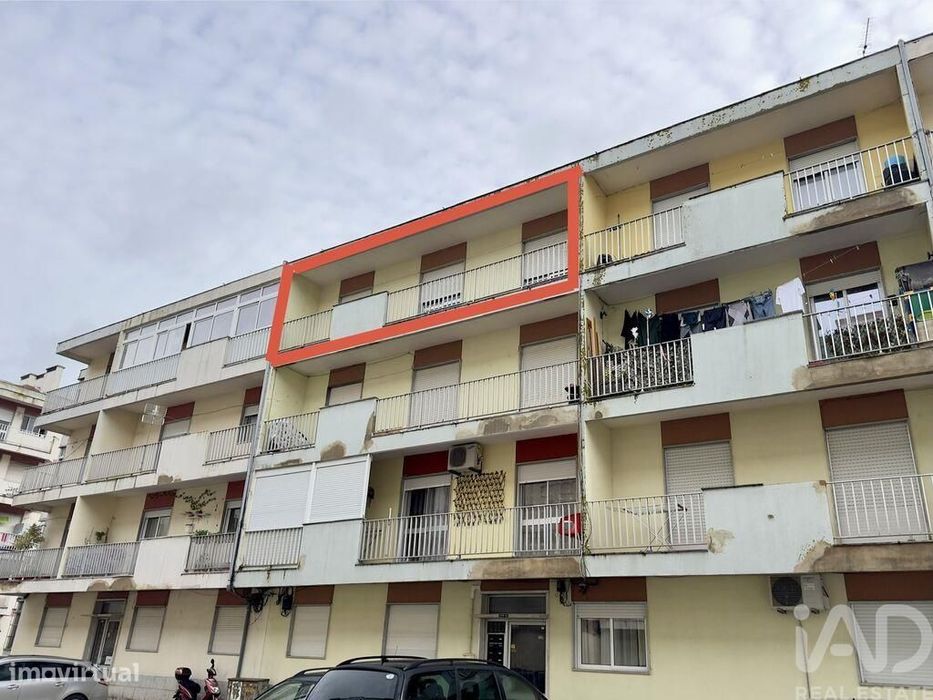 Apartamento T3 em Samora Correia de 86 m2