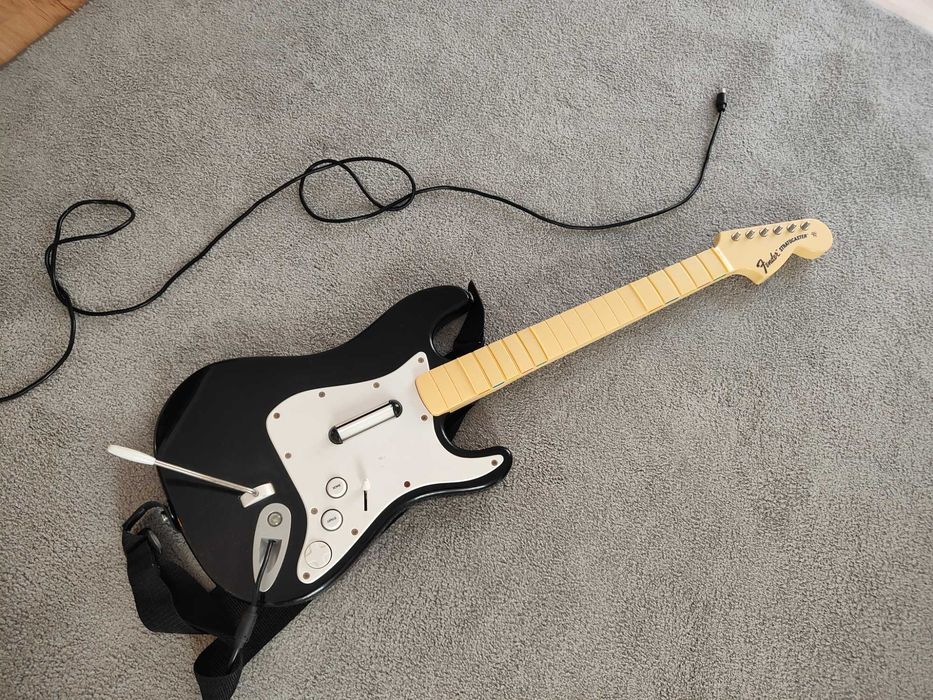 Gitara Guitar Hero Fender Stratocaster na XBox 360 gitara fender Rockband