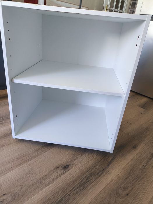Módulo inferior de armário de cozinha com pés