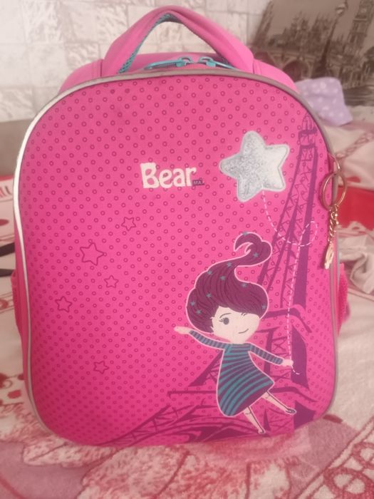 Продам каркасный школьный  рюкзак с пеналом в подарок юкзак