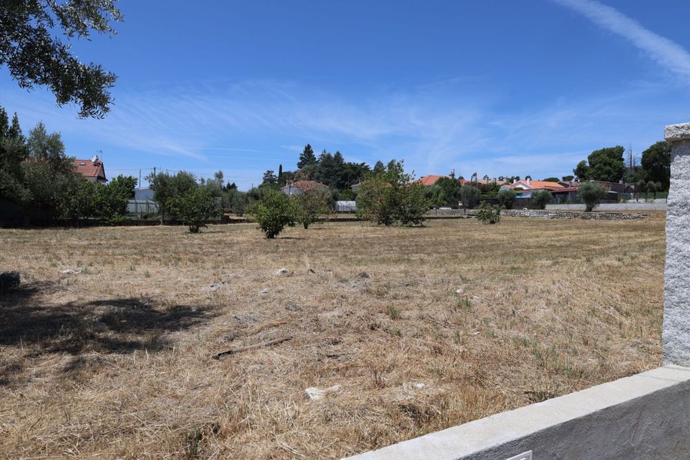 Terreno urbano para construção