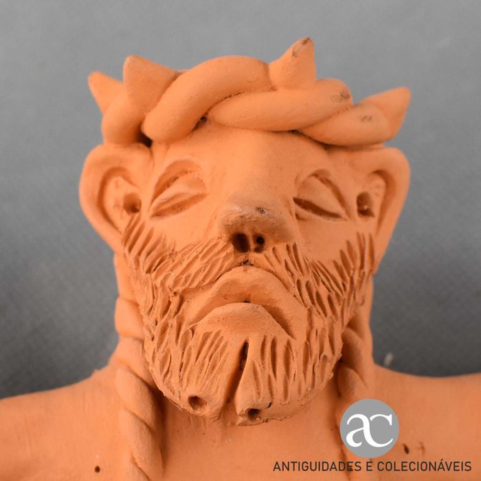 Cristo em terracota “Mistério”