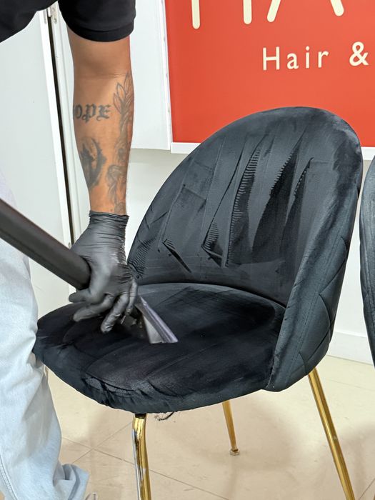 Limpeza e higienização de estofos em geral