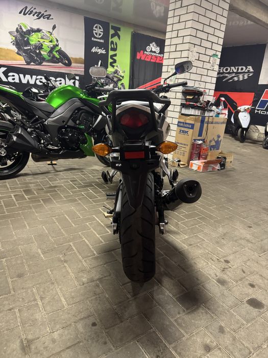 Японский мотоцикл Honda CB400F.   2013.