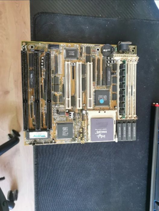 Motherboard Socket 3 com CPU e DIMM