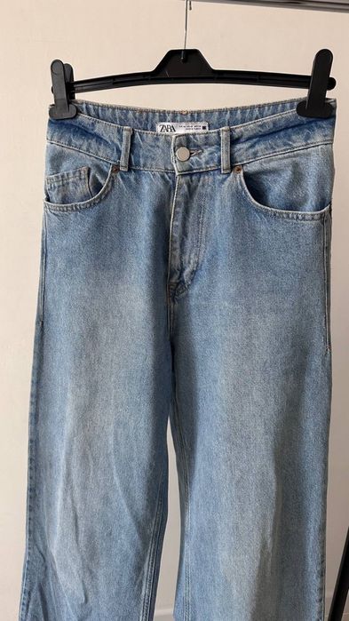 Джинсы Zara  в наличии
