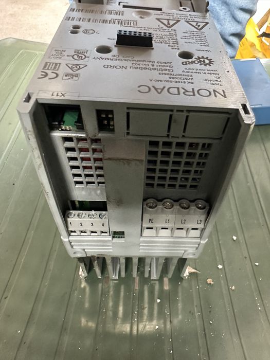 Falownik przemiennik NORD SK510E 0,55kW SK510E-550-340-A STO
