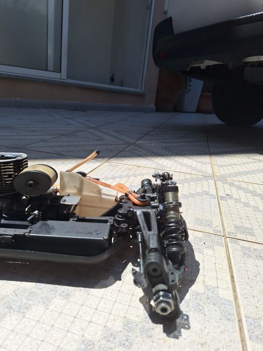 Xray xb8 2021 1/8TT