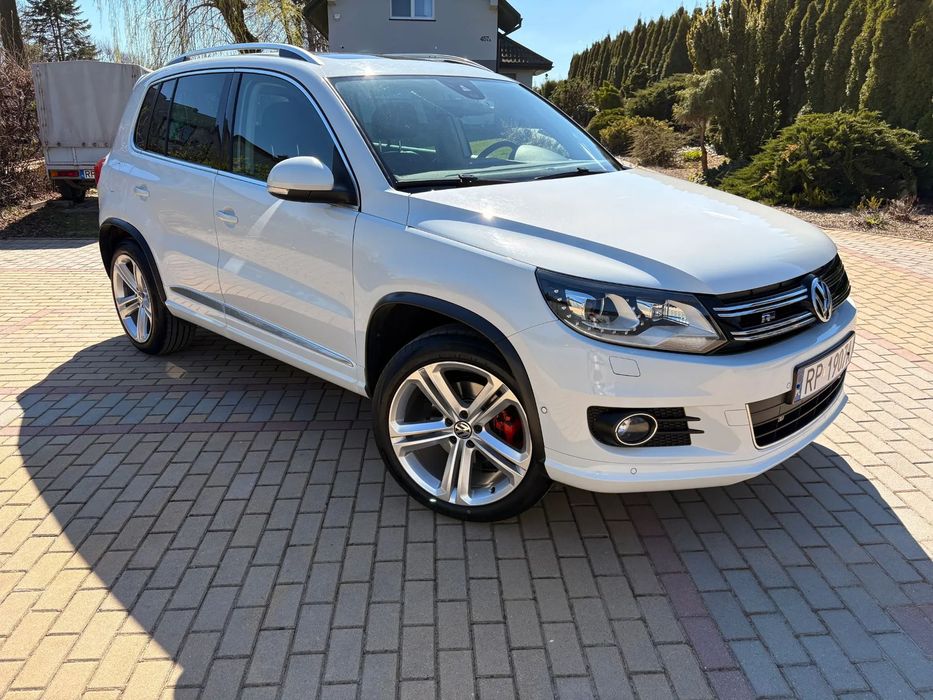 Volkswagen Tiguan VOLKSWAGEN TIGUAN w najbogatszej wersji R-LINE  4X4 - 4 MOTION