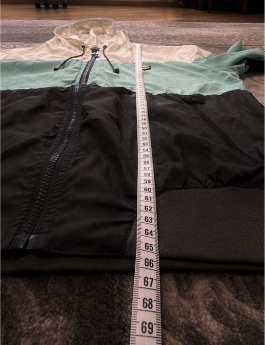 Вітровка the north face