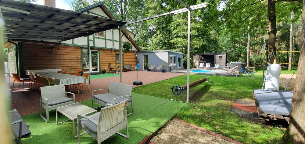 Dom w lesie na imprezy kawalerskie basen sauna 40 min W-wa