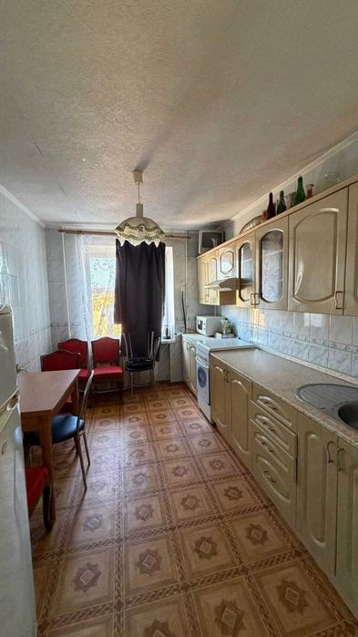 Продаж 2 кімнатної квартира, Лабораторний провулок, метро Печерська Без комісії