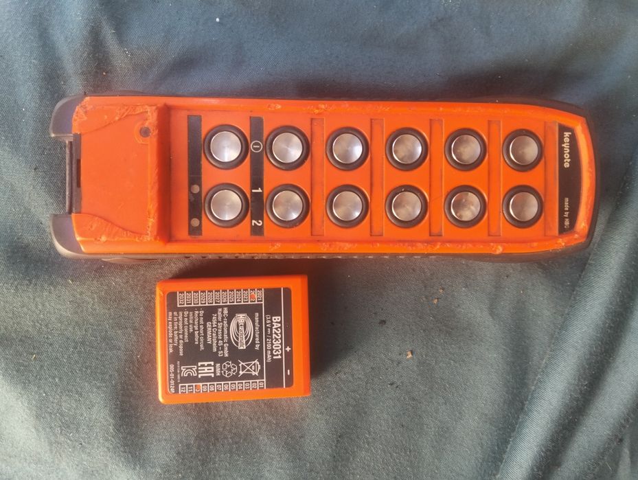 Comando heynote para grua ou reboque