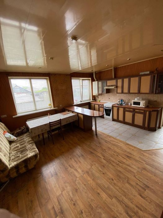 Продам сучасний будинок, сертификат