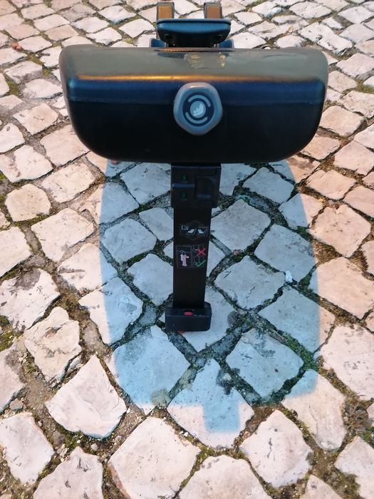 Cadeira Auto com Isofix+ perna de apoio - Bom Estado