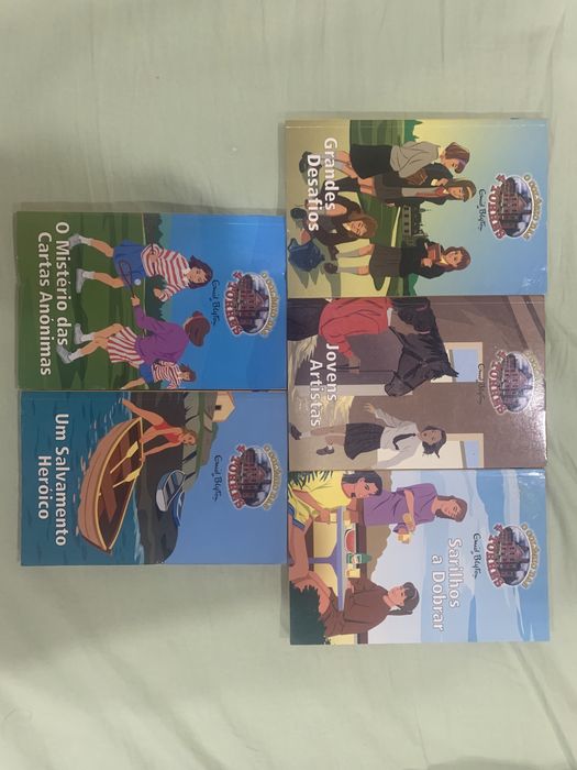 Livros da coleção “O Colégio das 4 Torres”