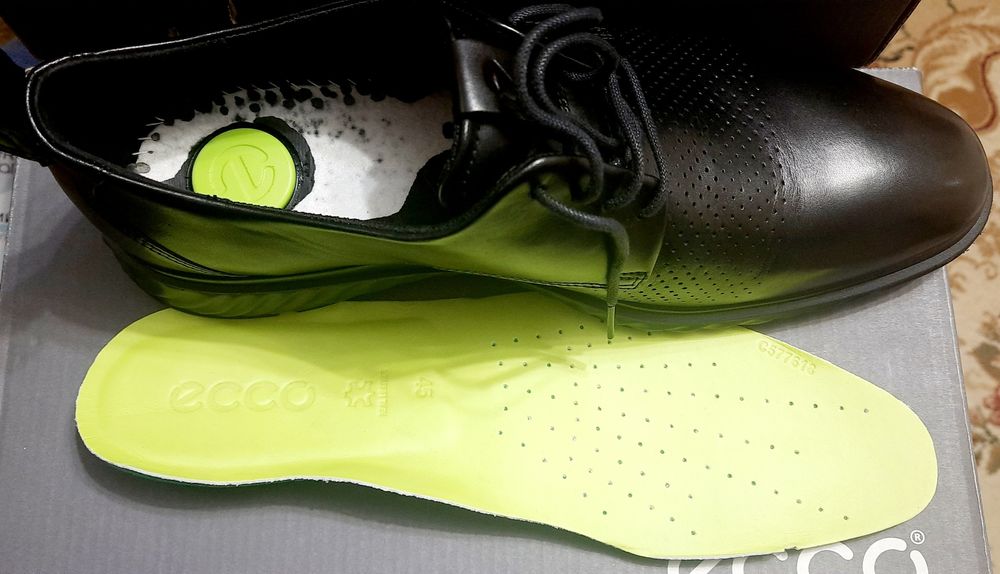 Ecco hybrid st.1  45р. Нові туфлі