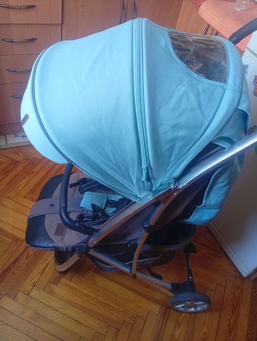 Продам прогулянкову коояску Carello Gloria
