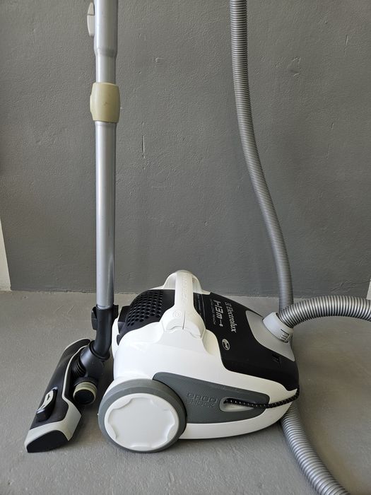 Пилососи Electrolux