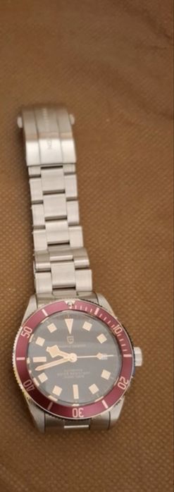 Pagani design 1671 - Tudor homage