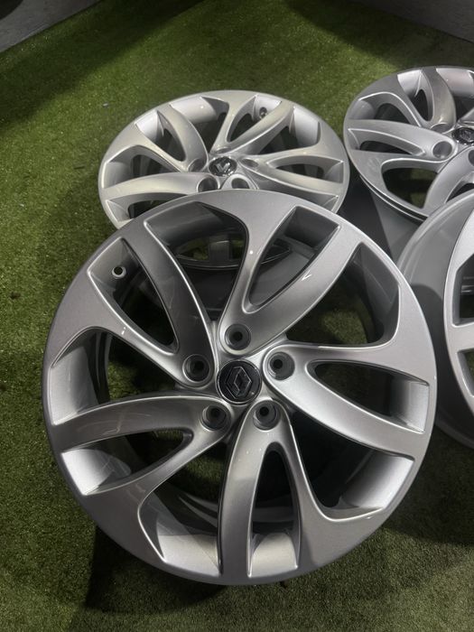 Диски титани 5:114,3r18 Renault Kia Nissan Mazda Toyota комплект склад