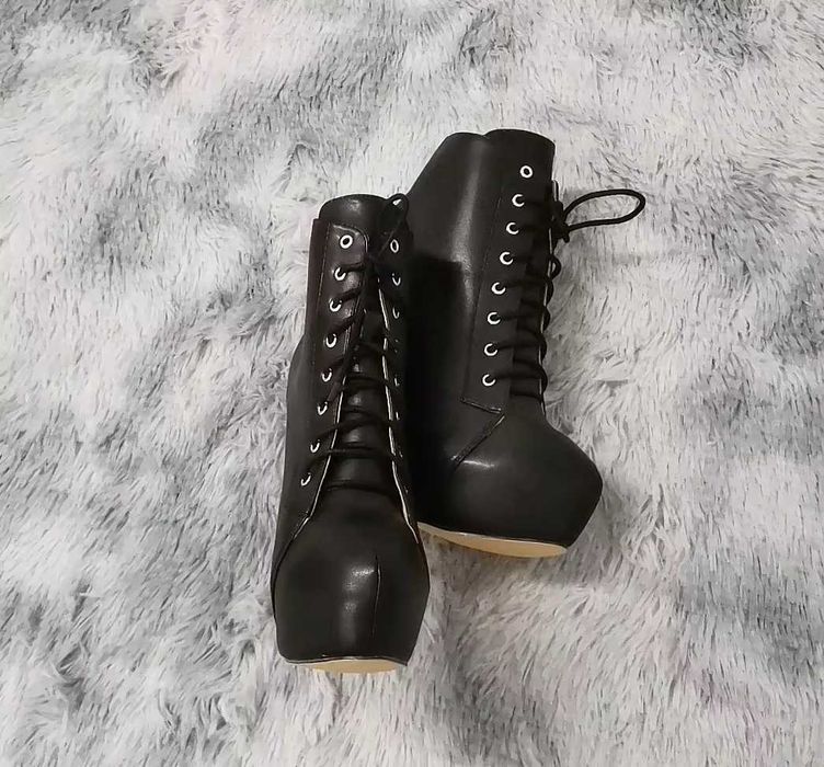 Wiązane botki obcas 14 cm