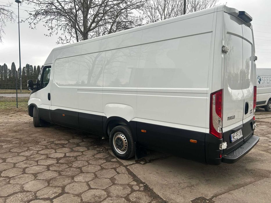 Wynajem Iveco Daily 460 cm najdłuższy AUTOMAT