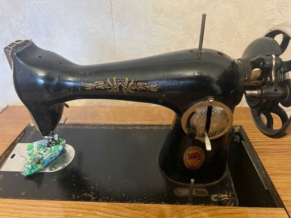 Вінтажні швейні машини самовивіз