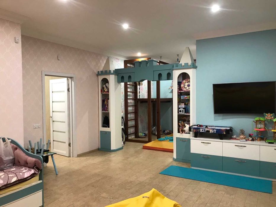 Продам СКАЗКУ и КОМФОРТ - домовладение со своим берегом - НОВОСЕЛОВКА!