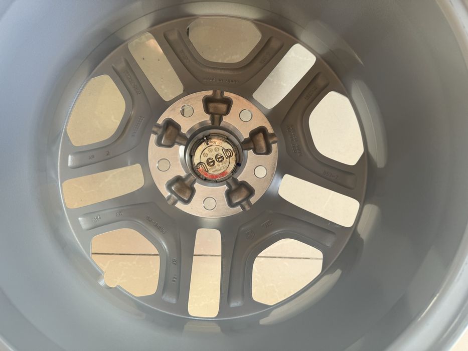 Диски оригінал R16/5/110 Jeep Compass Renegate Opel Fiat 5VC24TRMAA