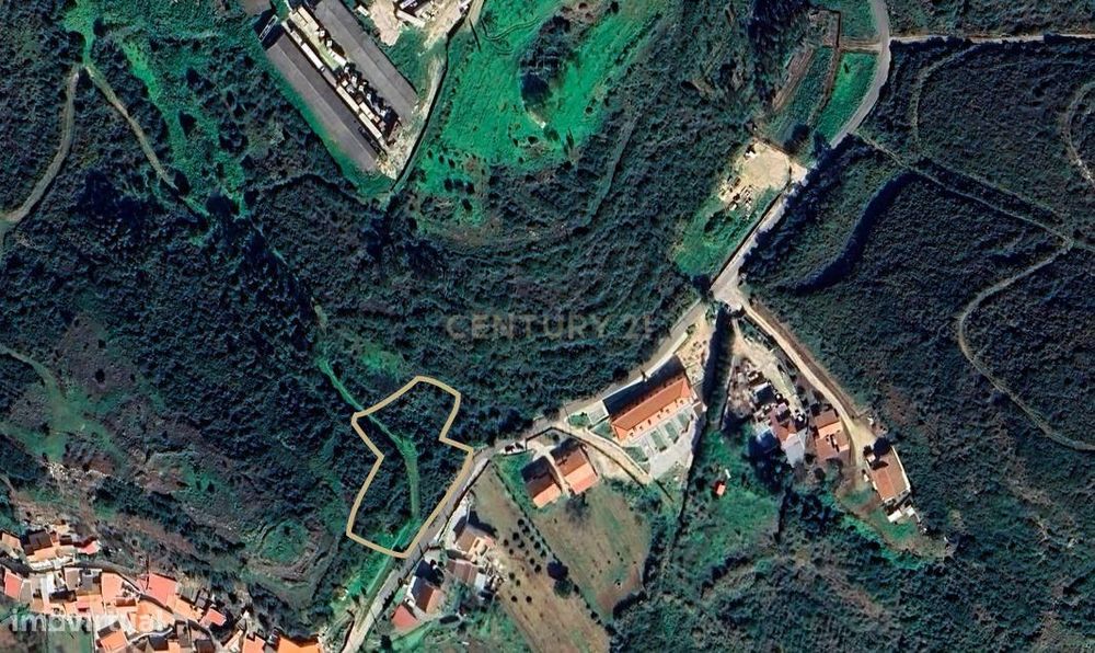 **Rustic Land Plot of 1520 m² - Alenquer **