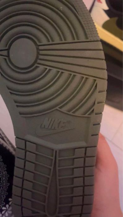Air Jordan 1 Retro Low OG Travis Scott Olive