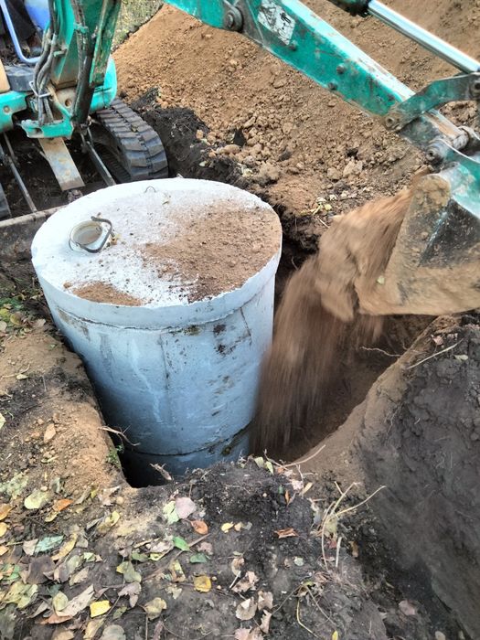 Копка траншей,септиків,водопровід,монтаж каналізації,сантехнічні роб