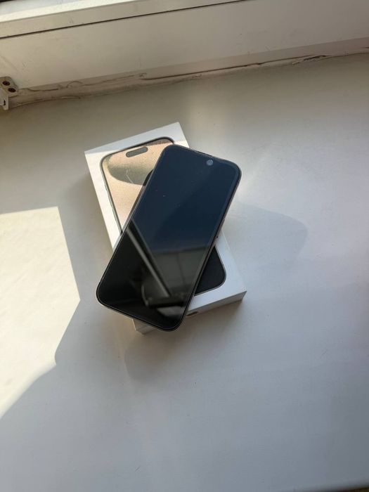 iPhone 15 Pro 128GB Natural Titanium