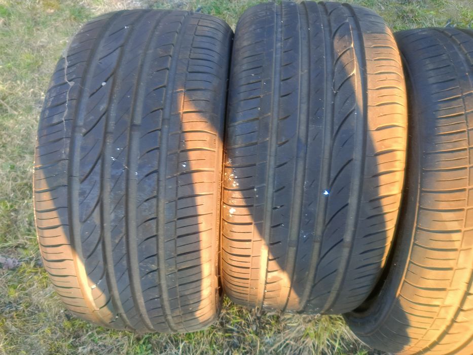 Opony letnie 245/40  r18