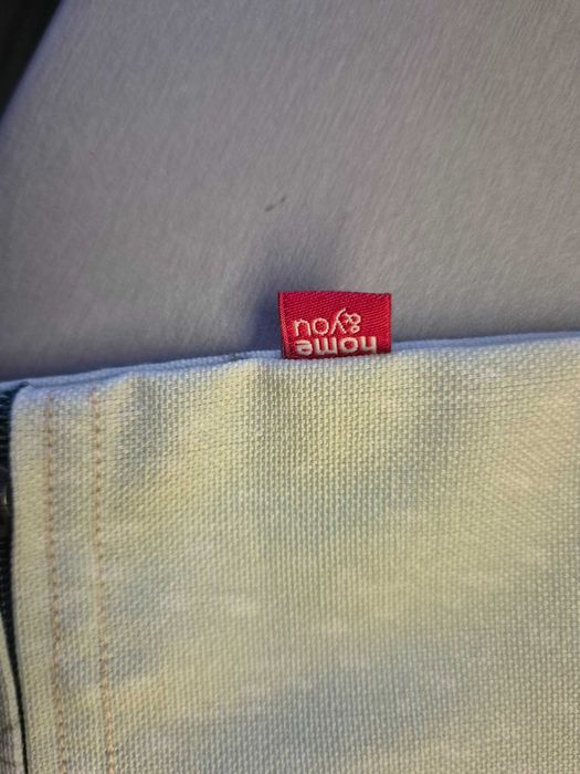 Dwie ozdobne powłoczki na poduszki. Kwietna łąka. H&Y