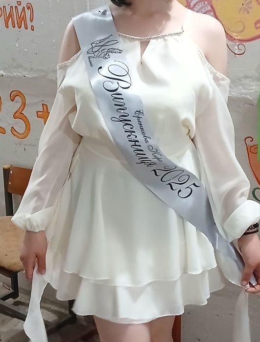 Продам жіночу сукню