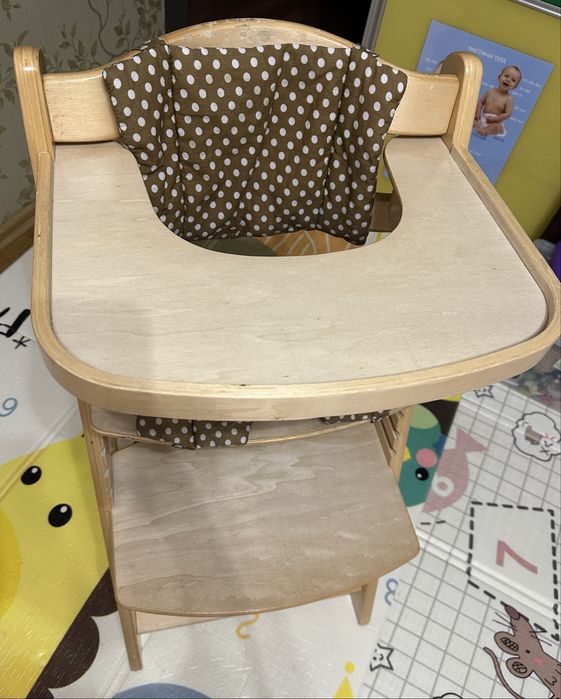 Зростаючий стілець для годування Moby System дерево