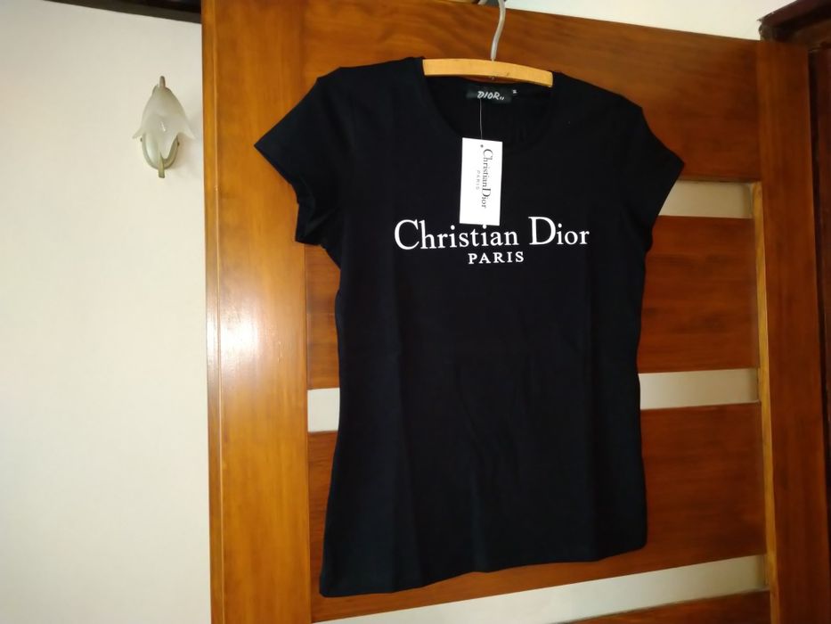 Koszulka damska Christian Dior 95%cotton nowa stan idealny rozm M