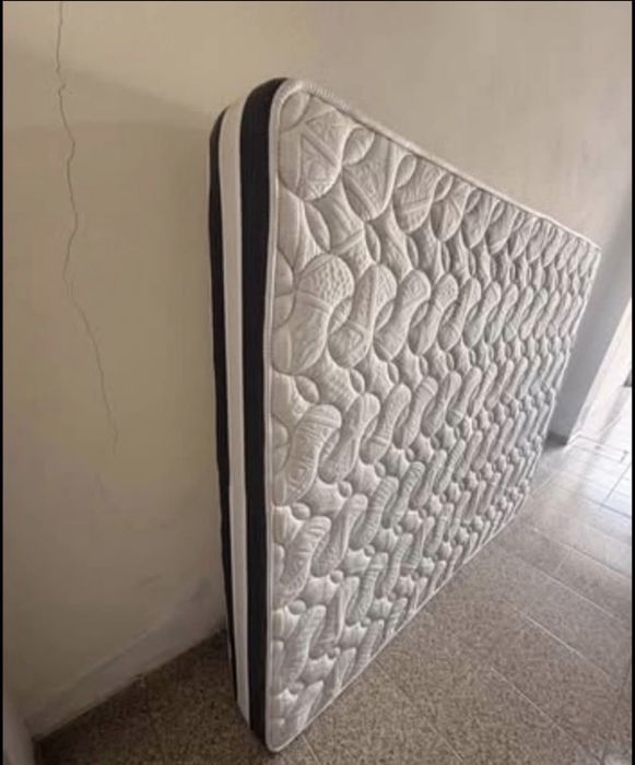 Vendo colchão excelente estado