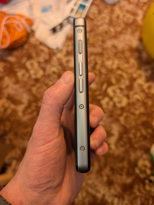 Защищенний Смартфон Caterpiler s62