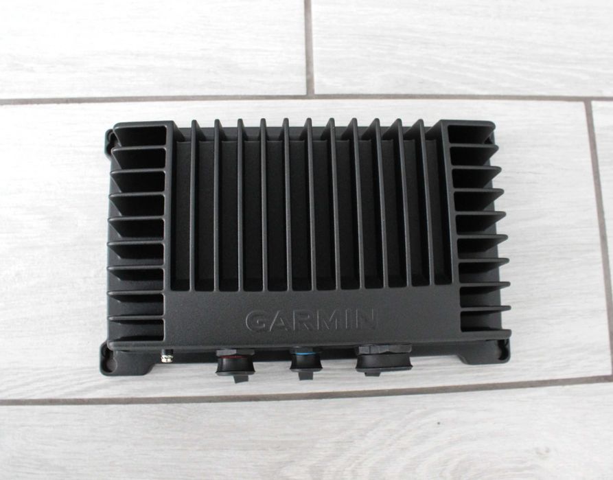 Комплект Garmin Panoptix LiveScope Plus System w/ LVS34 and GLS10 LiveScan