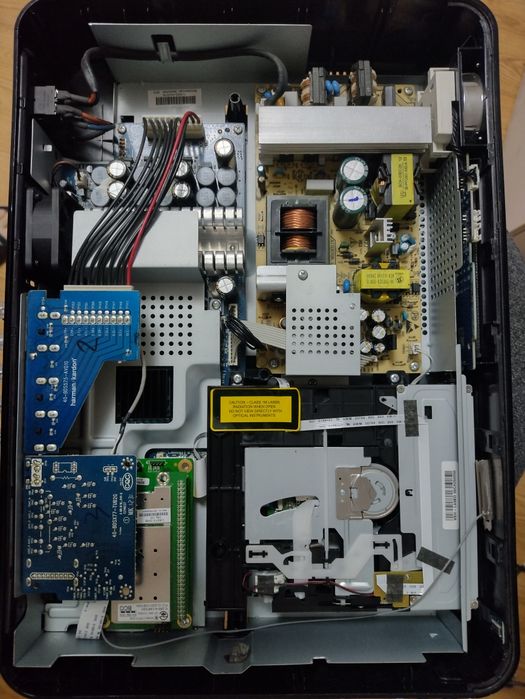 25Amplituner Harman Kardon BDS577