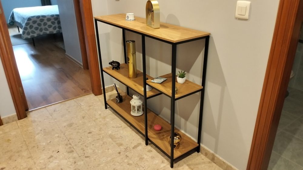 Móvel de entrada, como novo