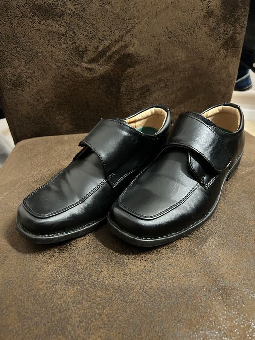 Buty chłopięce, rozmiar 33, eleganckie, czarne, skórzane