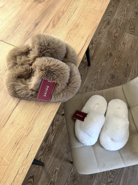 Пухнасті тапочки motivo