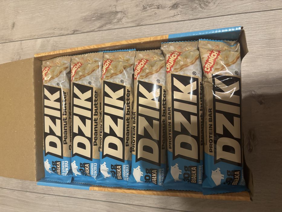 karton batonow proteinowych wk dzik peanut butter