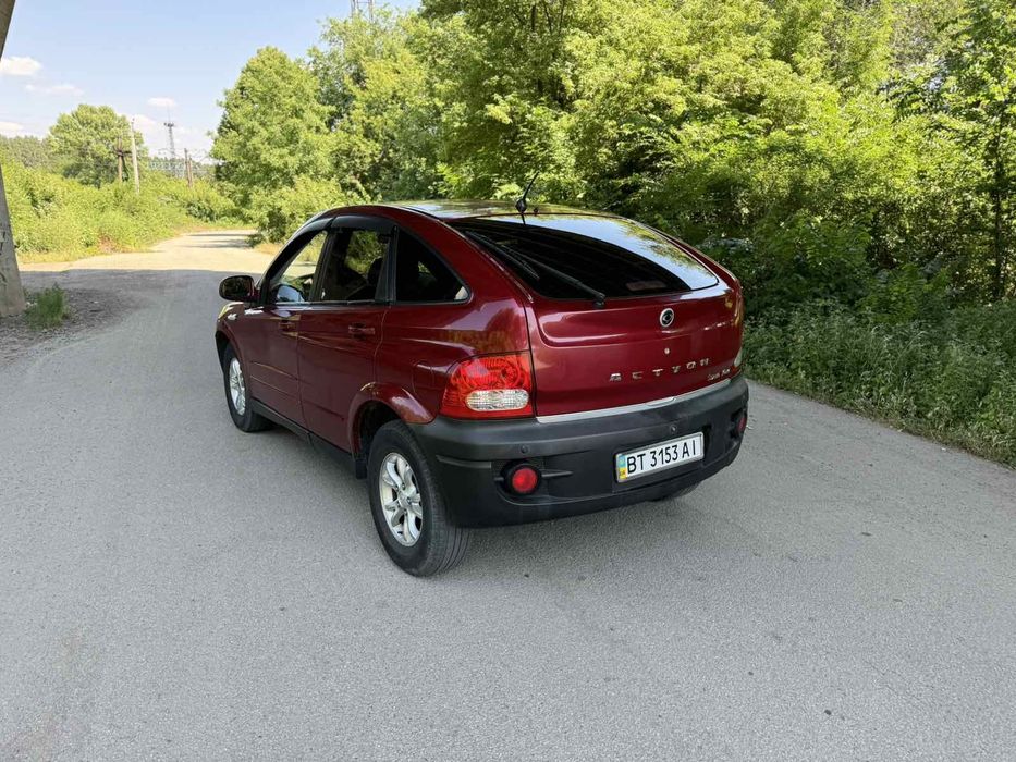 Продам Ssang Yong Actyon 2,0 дизель автомат 2007год